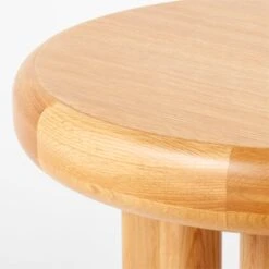 Altadena Oak Side Table -Cb2 AltadenaWdSideTableAVSSS22