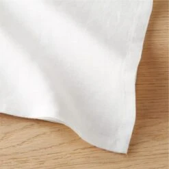 Bolt White Linen Napkin Set Of 4 -Cb2 BoltLinenNapknWht20x20inS4ROF16