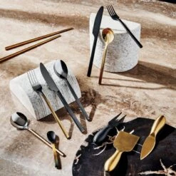 Ring Petrified Wood Serving Board -Cb2 CB2HOL21 22A heroOC21 1x1 4