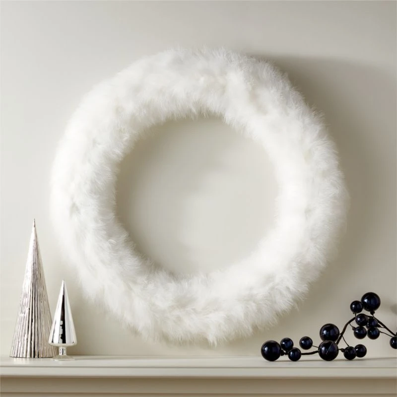 Fluffy White Feather Wreath 36'' 3 Fluffy White Feather Wreath 36''