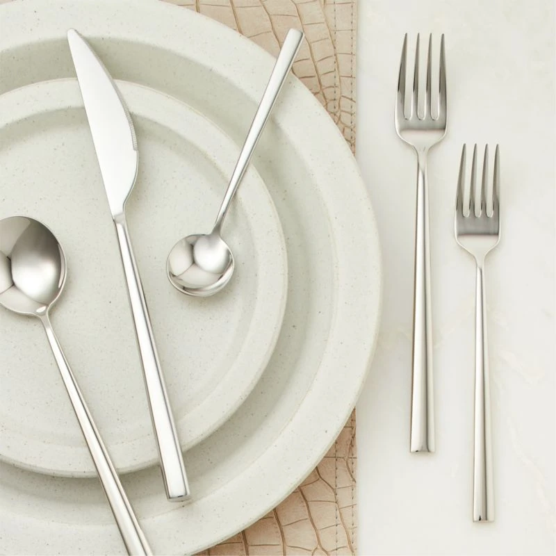 Galileo 5-Piece Polished Silver Flatware Set 4 Galileo 5-Piece Polished Silver Flatware Set - Image 2