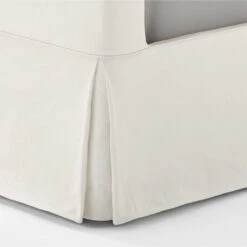 Pullover Slipcover Queen Sateen Queen Bed -Cb2 PulloverPleatSateenQBedAVSSS21