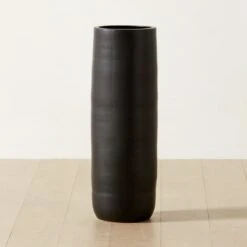 Reo Tall Black Vase