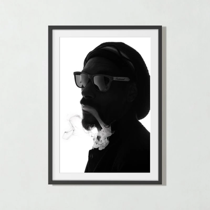 'Snoop Dogg' Photographic Print In Black Frame 17.75"x21.75" 4 'Snoop Dogg' Photographic Print In Black Frame 17.75"x21.75" - Image 2