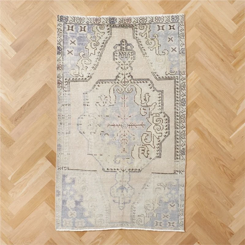 Vintage Handknotted Wool Turkish Rug 4'1"x6'11" 3 Vintage Handknotted Wool Turkish Rug 4'1"x6'11" - Image 2