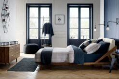 Swing Arm Black Wall Sconce -Cb2 drommenqueenbedFB17